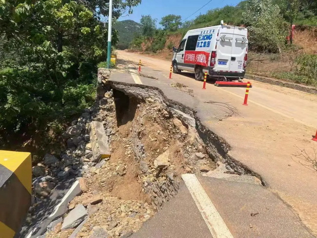 徐工XJC405道路檢測車